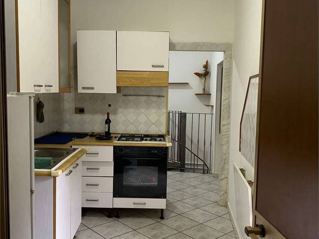 appartamento in vendita a Carrara in zona Codena