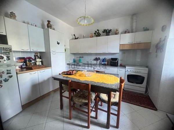 casa indipendente in vendita a Carrara in zona Fossone