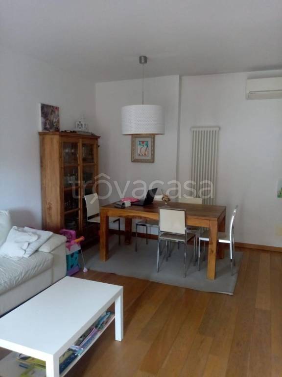 appartamento in vendita a Carrara in zona Marina di Carrara