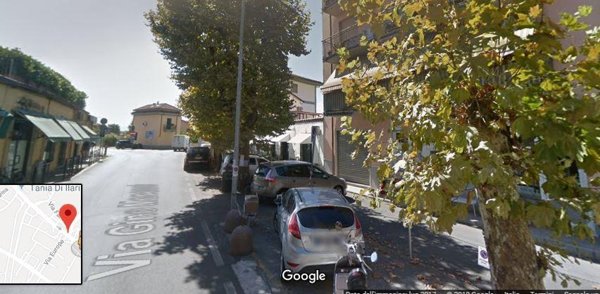 locale commerciale in vendita a Carrara in zona Avenza