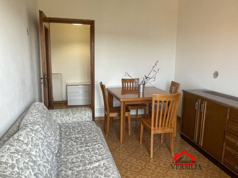 appartamento in vendita a Carrara in zona Marina di Carrara