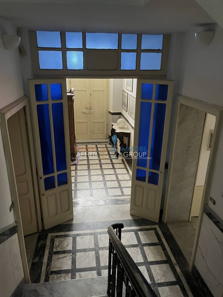 casa indipendente in vendita a Carrara in zona Marina di Carrara