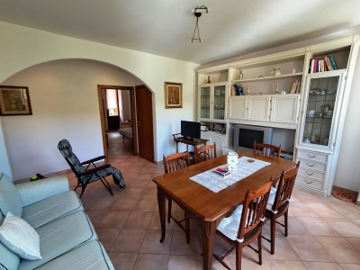 appartamento in vendita a Carrara in zona Centro Città