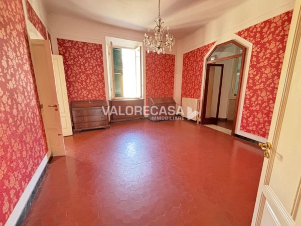 appartamento in vendita a Carrara in zona Centro Città