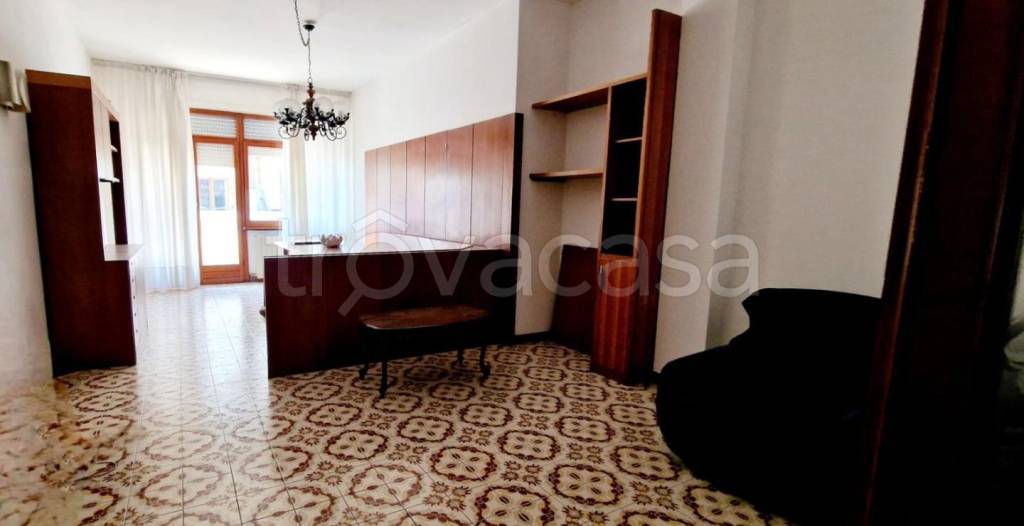 appartamento in vendita a Carrara in zona Avenza