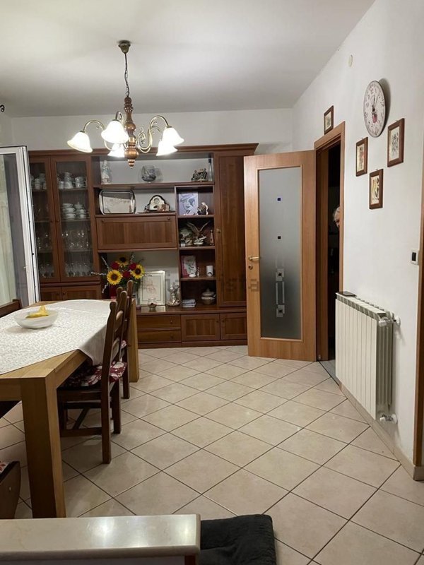 appartamento in vendita a Carrara in zona Centro Città