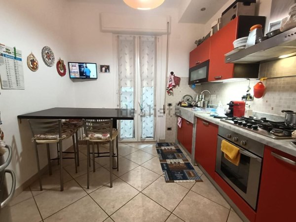 appartamento in vendita a Carrara in zona Avenza