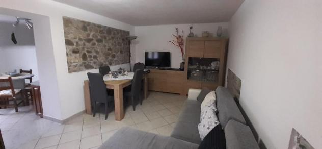 casa indipendente in vendita a Carrara in zona Bonascola