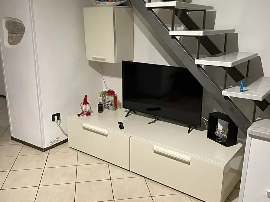 casa indipendente in vendita a Carrara in zona Torano