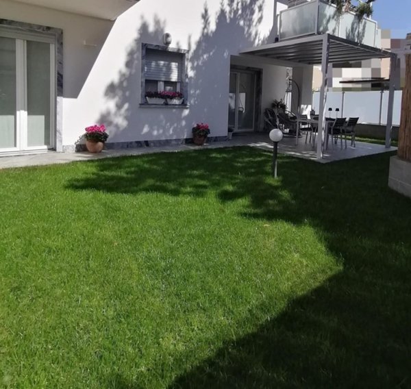 appartamento in vendita a Carrara in zona Marina di Carrara