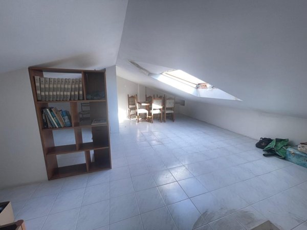 casa indipendente in vendita a Carrara in zona Bonascola