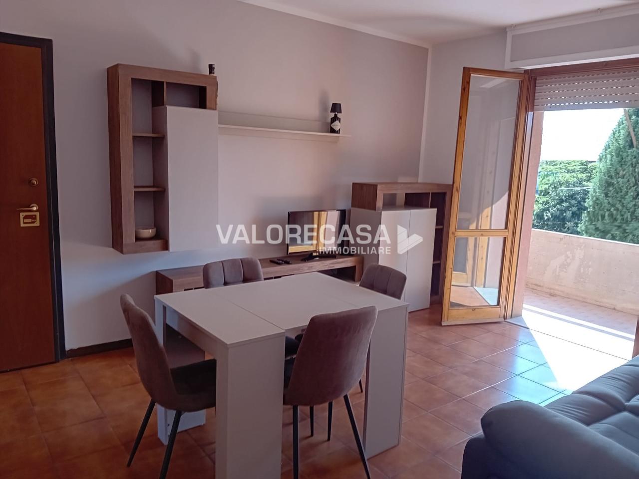 appartamento in vendita a Carrara in zona Avenza
