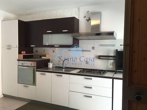 casa indipendente in vendita a Carrara in zona Sant'Antonio