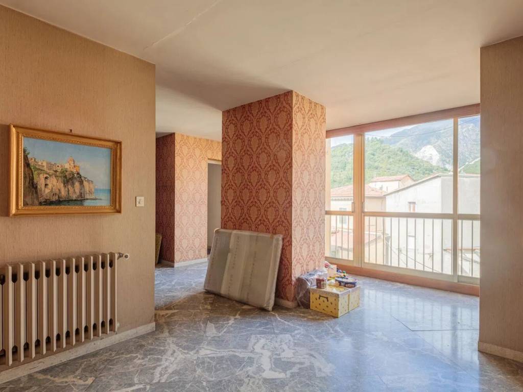 appartamento in vendita a Carrara