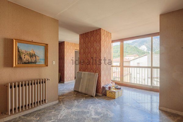 appartamento in vendita a Carrara