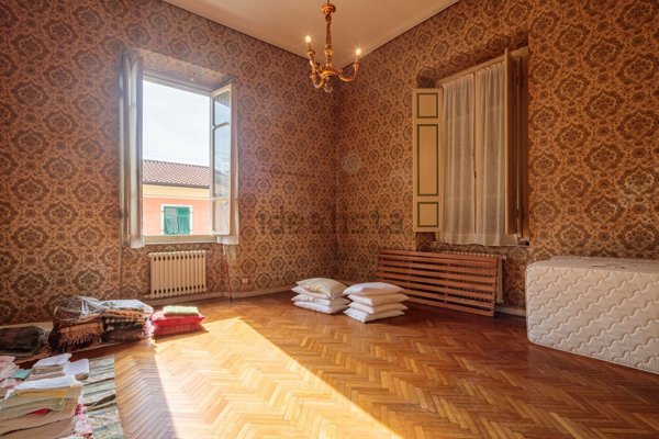 appartamento in vendita a Carrara