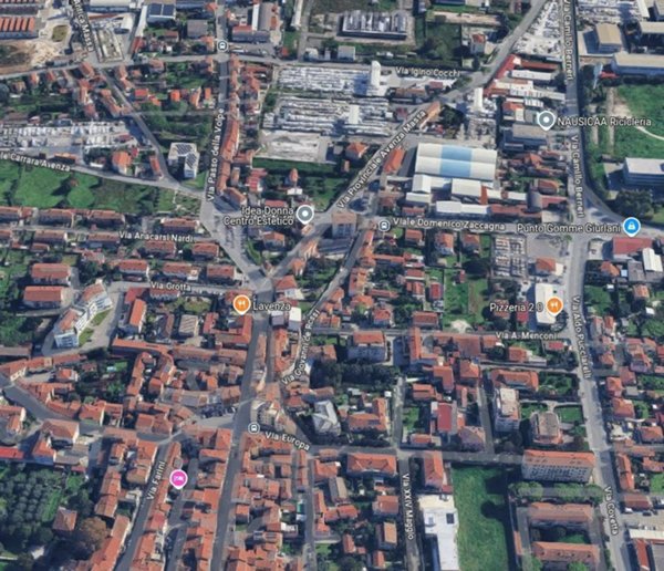 appartamento in vendita a Carrara in zona Avenza