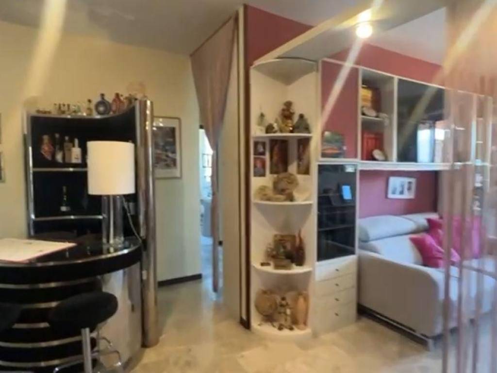 appartamento in vendita a Carrara in zona Marina di Carrara