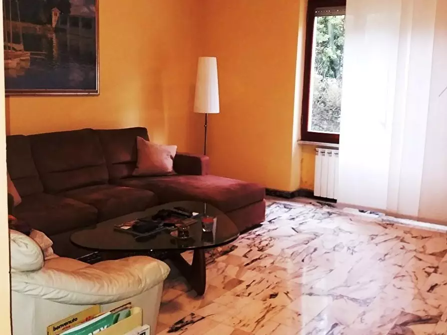 appartamento in vendita a Carrara in zona Centro Città