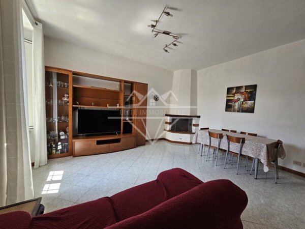appartamento in vendita a Carrara in zona Avenza