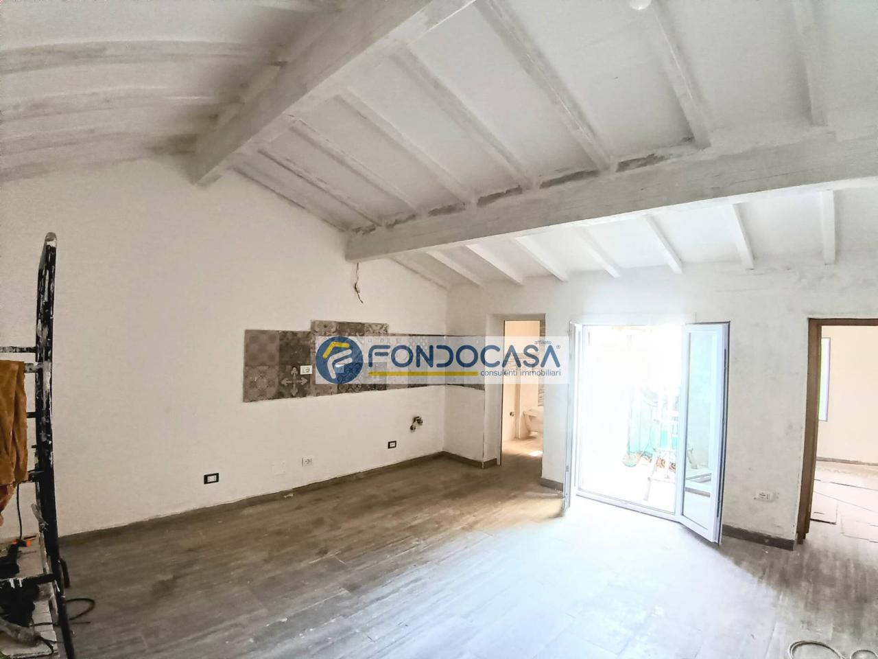 appartamento in vendita a Carrara