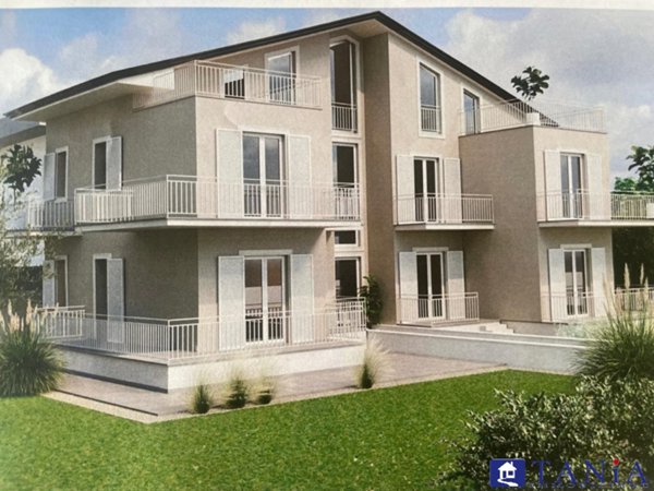 appartamento in vendita a Carrara in zona Marina di Carrara