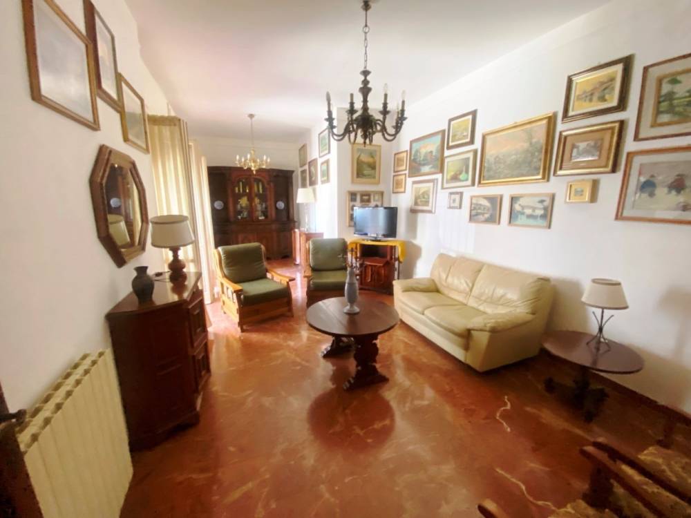 appartamento in vendita a Carrara