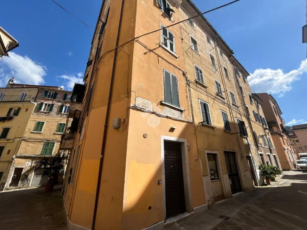 appartamento in vendita a Carrara