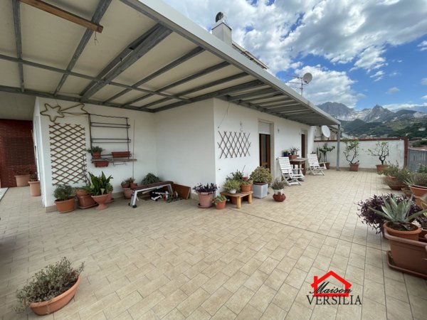 appartamento in vendita a Carrara