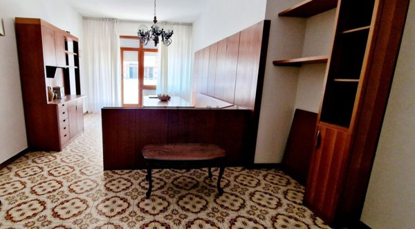appartamento in vendita a Carrara in zona Avenza