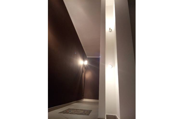 appartamento in vendita a Carrara in zona Avenza