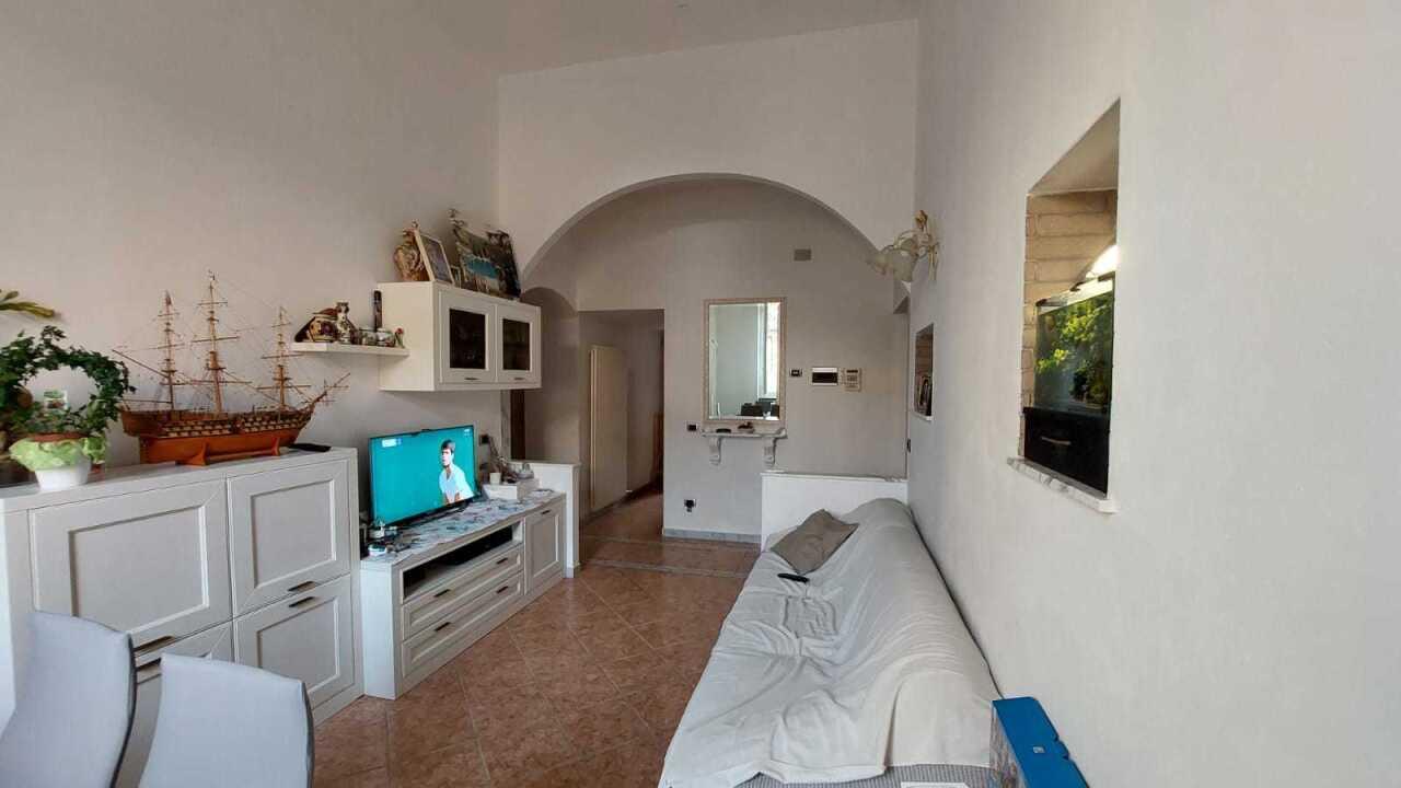 appartamento in vendita a Carrara in zona Centro Città