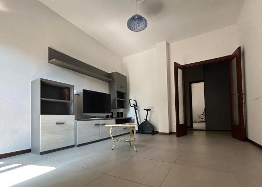 appartamento in vendita a Carrara in zona Marina di Carrara