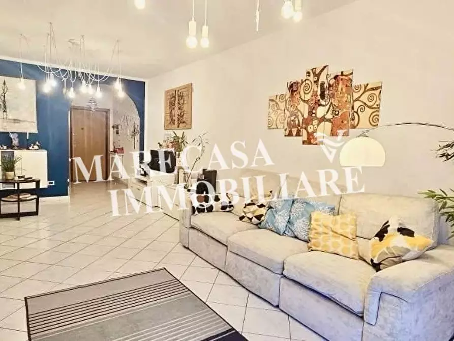 appartamento in vendita a Carrara in zona Centro Città