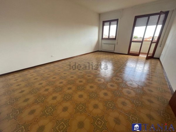 appartamento in vendita a Carrara in zona Marina di Carrara