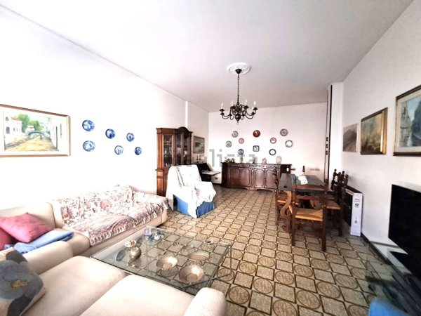 appartamento in vendita a Carrara in zona Centro Città