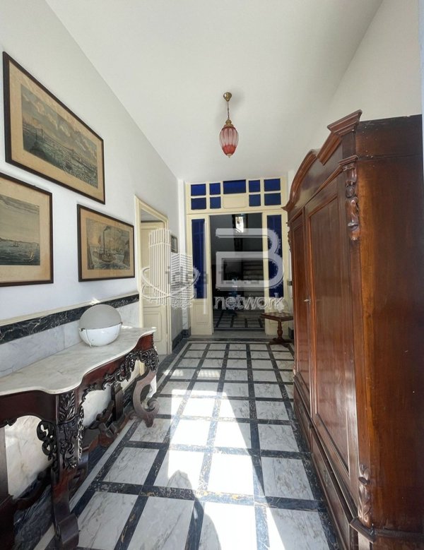 casa indipendente in vendita a Carrara in zona Marina di Carrara