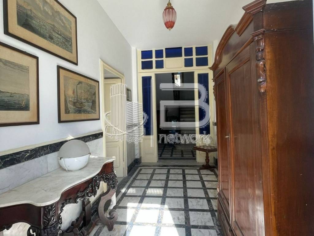 casa indipendente in vendita a Carrara in zona Marina di Carrara