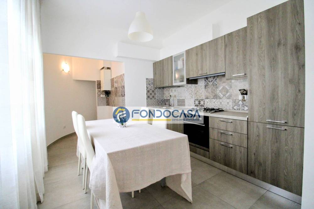 appartamento in vendita a Carrara in zona Marina di Carrara