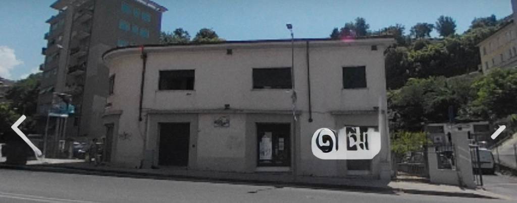 ufficio in vendita a Carrara in zona Centro Città
