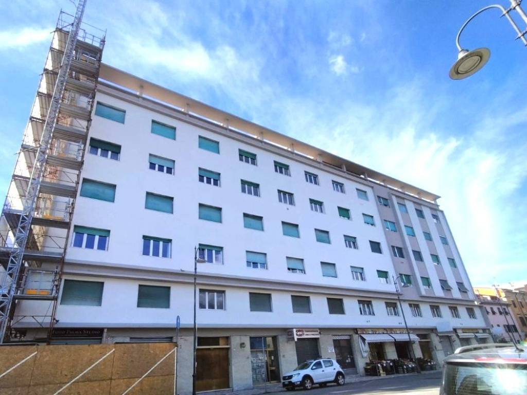 appartamento in vendita a Carrara in zona Marina di Carrara