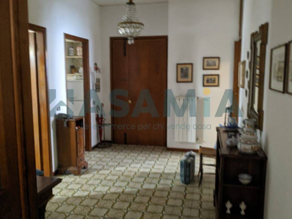 appartamento in vendita a Carrara