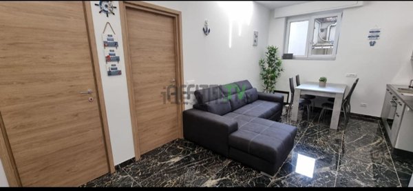 appartamento in vendita a Carrara in zona Marina di Carrara