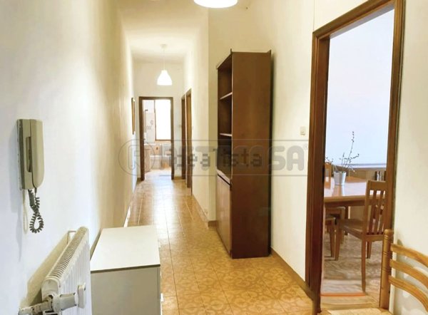 appartamento in vendita a Carrara in zona Marina di Carrara