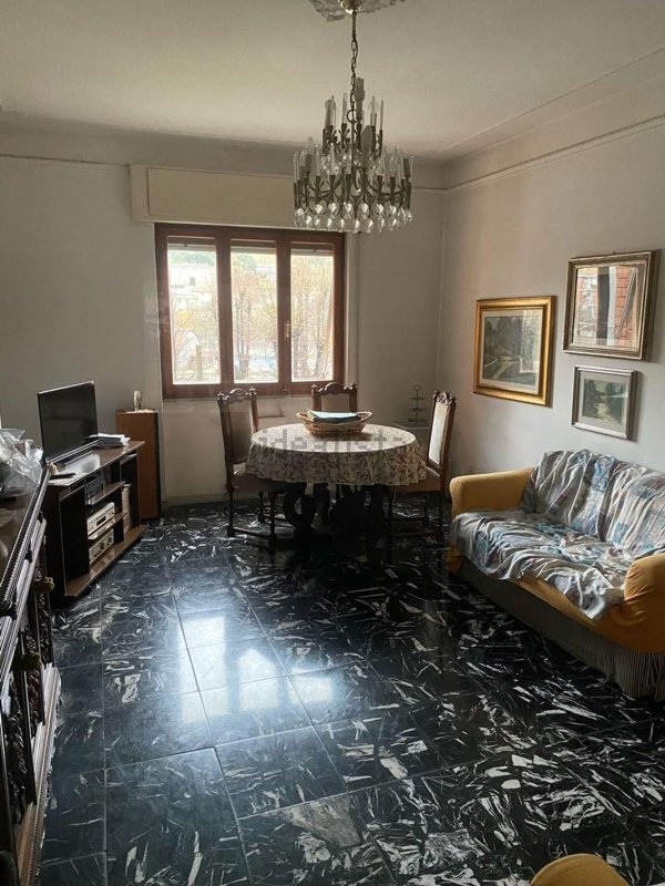 appartamento in vendita a Carrara