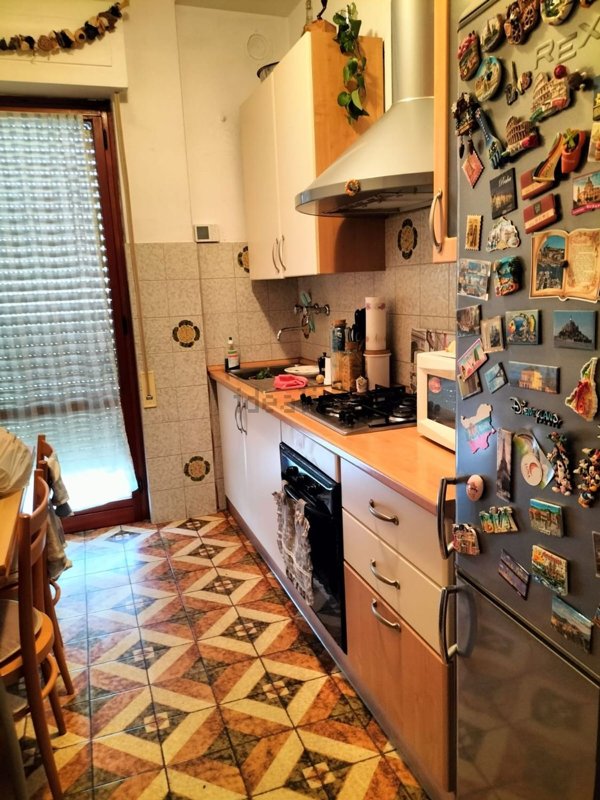 appartamento in vendita a Carrara in zona Marina di Carrara