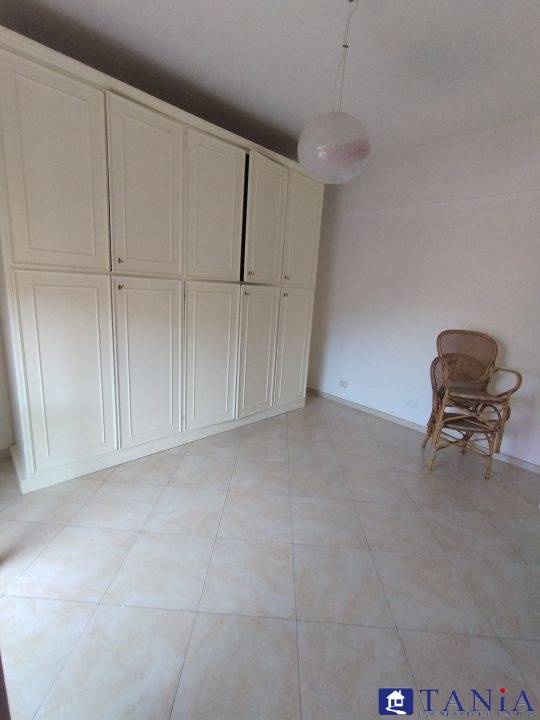 appartamento in vendita a Carrara in zona Avenza