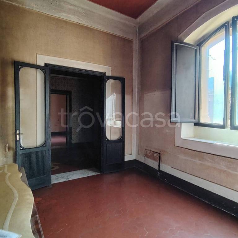 appartamento in vendita a Carrara in zona Centro Città