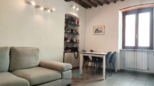 appartamento in vendita a Carrara in zona Centro Città