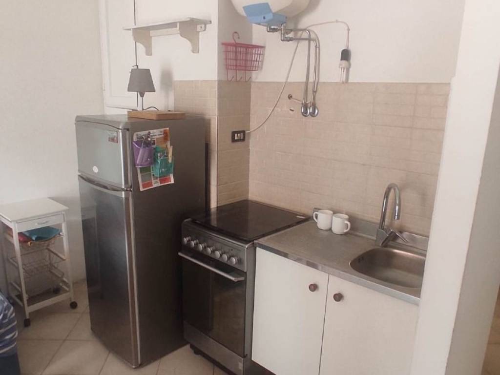 appartamento in vendita a Carrara in zona Marina di Carrara